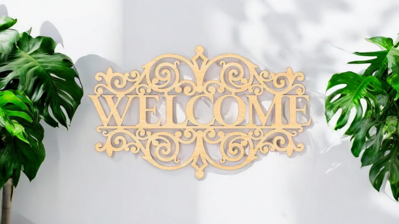 Welcome Door Hanger - Crafters Blend